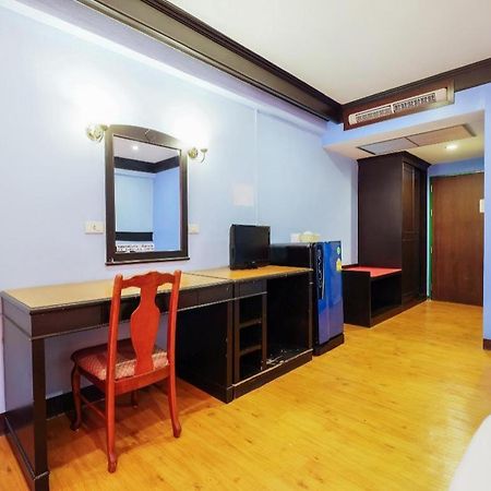 Oyo 565 Trang Hotel Екстериор снимка