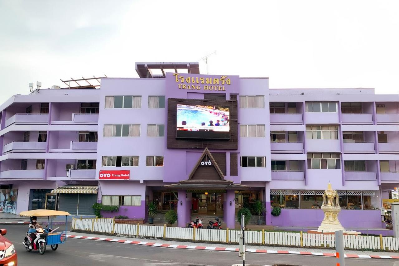 Oyo 565 Trang Hotel Екстериор снимка