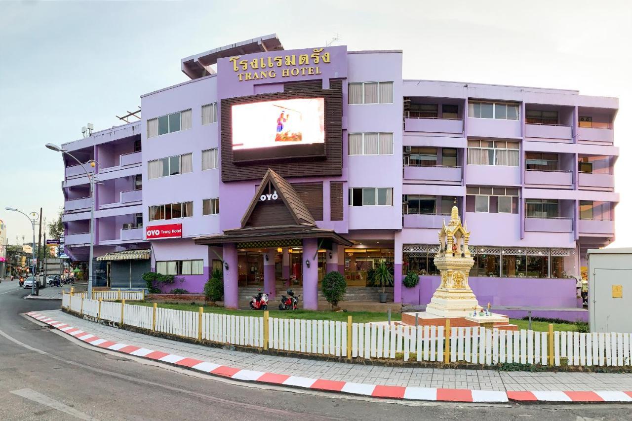 Oyo 565 Trang Hotel Екстериор снимка