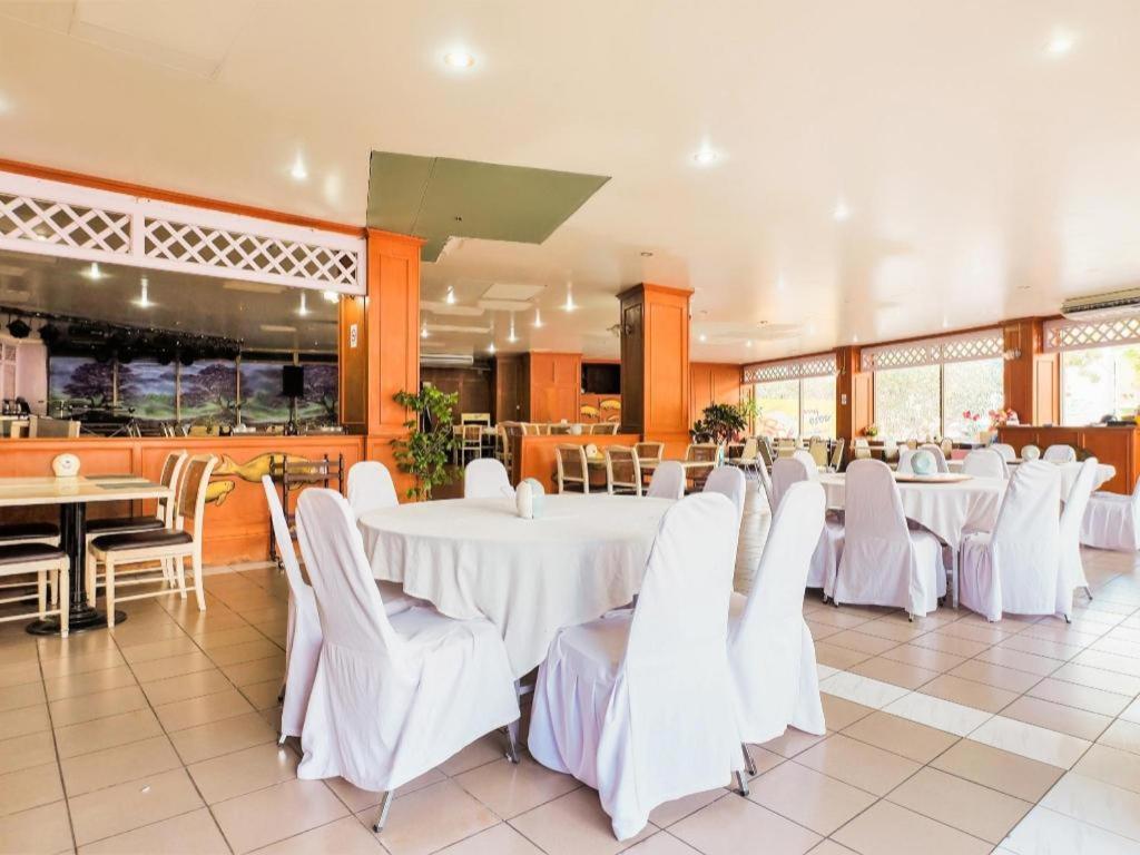 Oyo 565 Trang Hotel Екстериор снимка