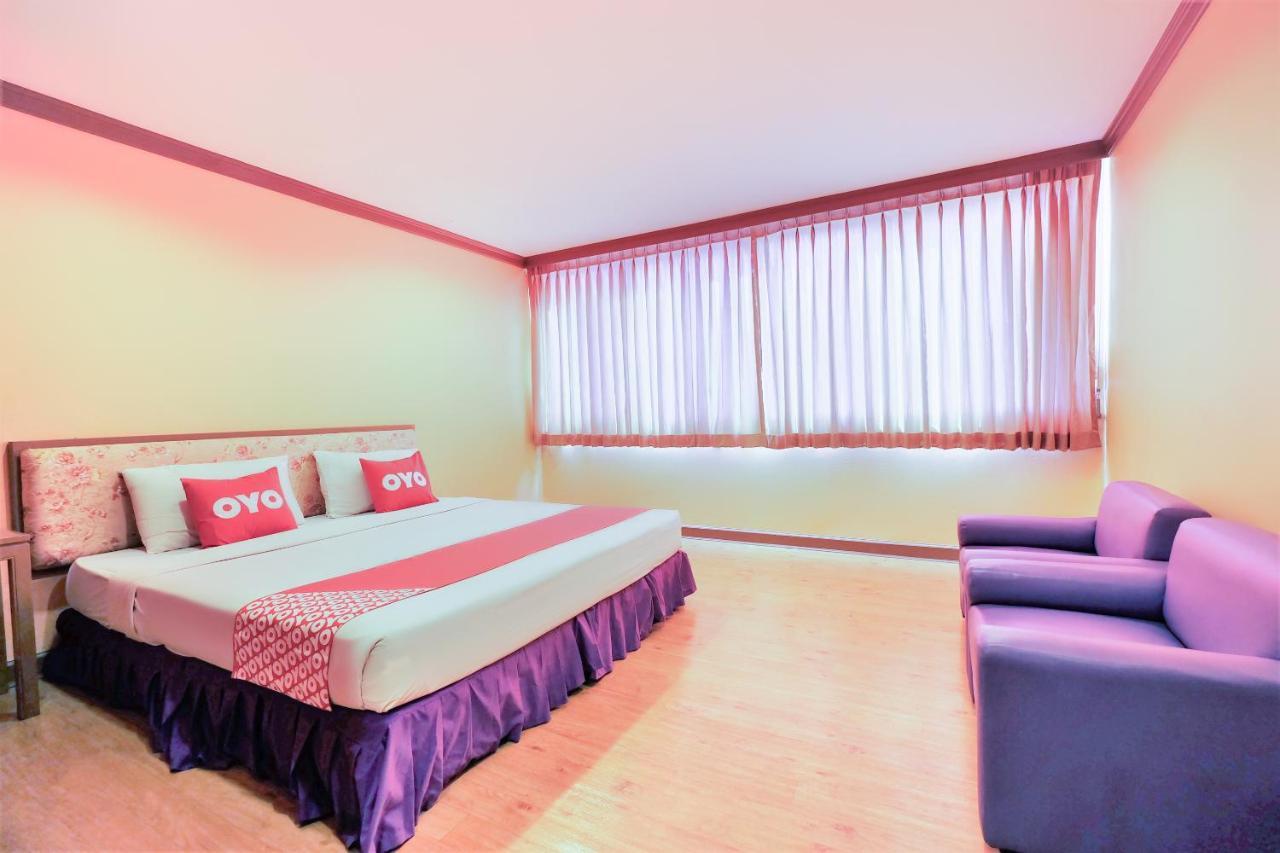 Oyo 565 Trang Hotel Екстериор снимка